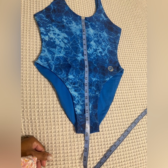 NWOT Blue Patterned One Piece Swimsuit - Picture 4 of 12